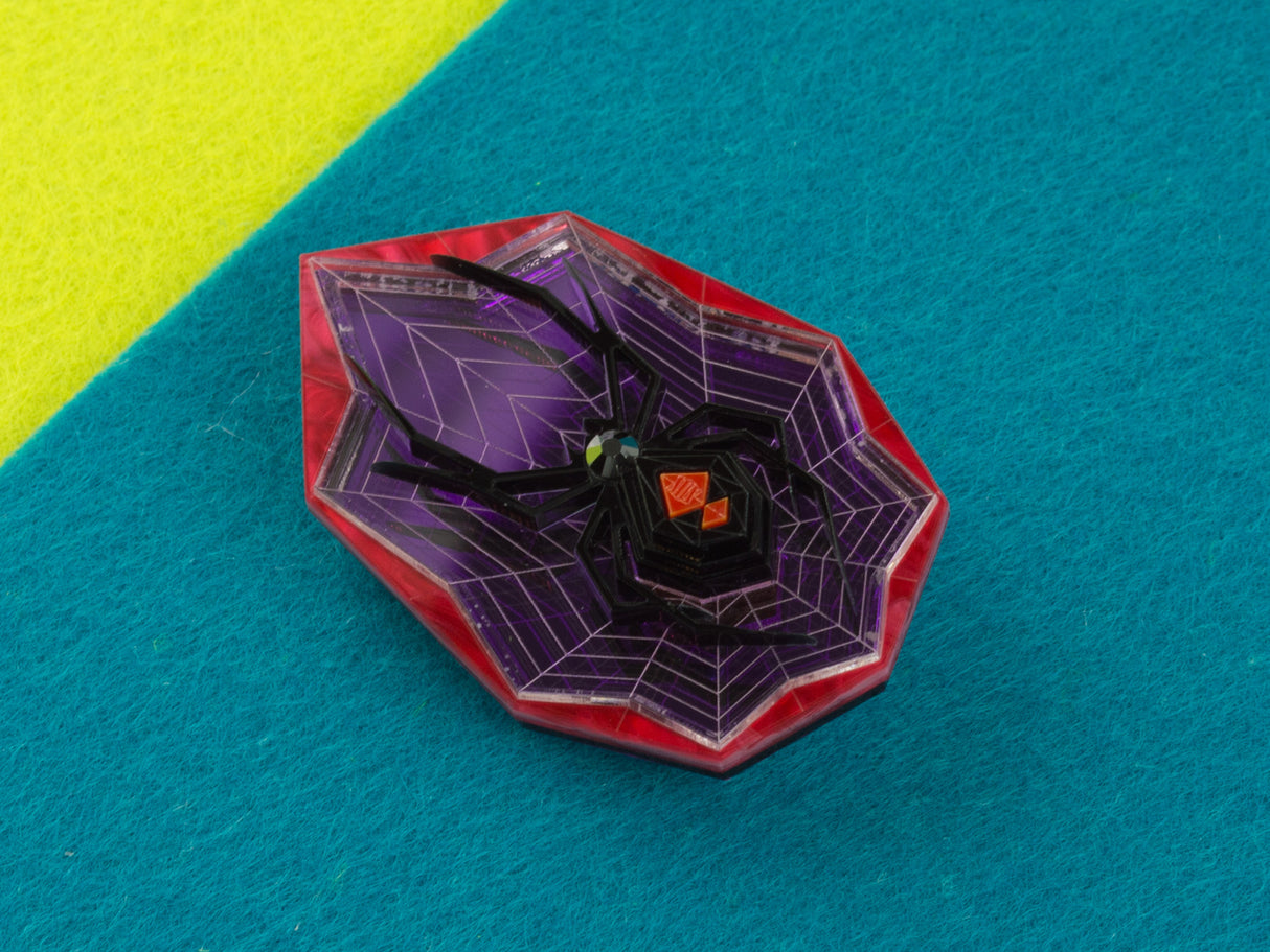 Black Widow Brooch - Scarlet Amethyst