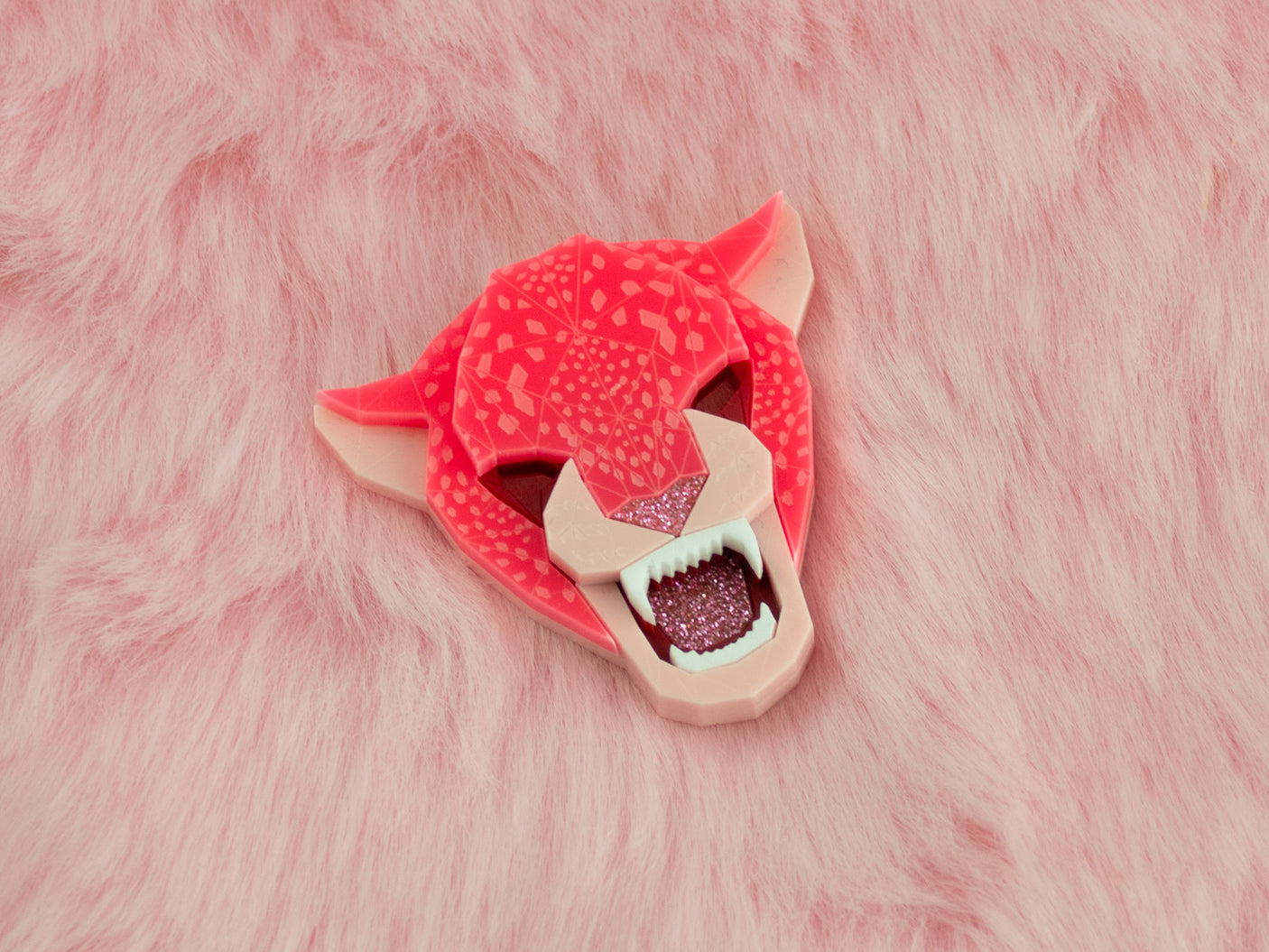 Jaguar Head Brooch - Summer Crush