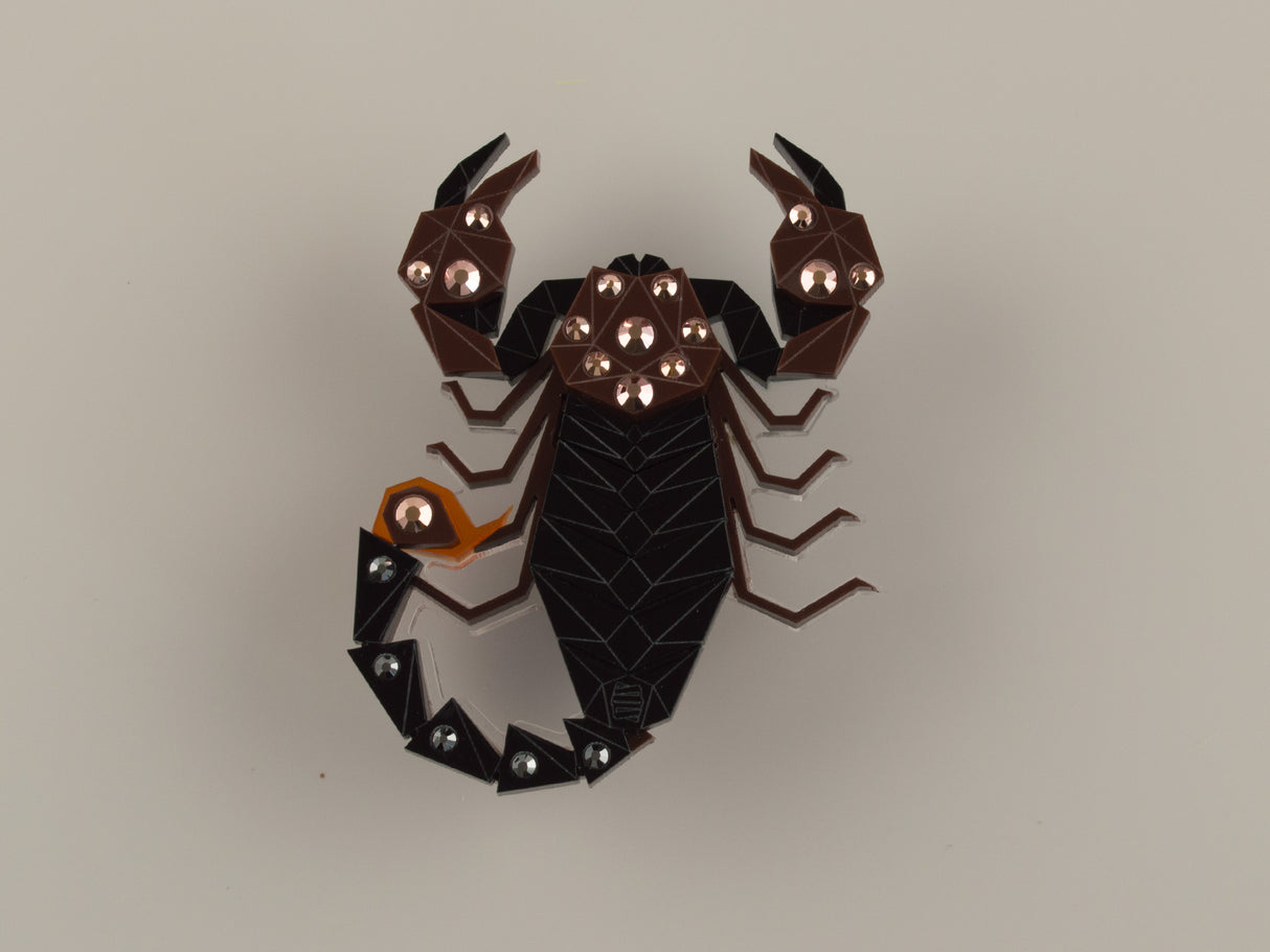 Scorpion Brooch - Capri Noir