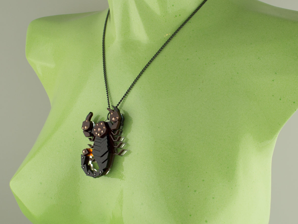 Scorpion Pendant - Capri Noir