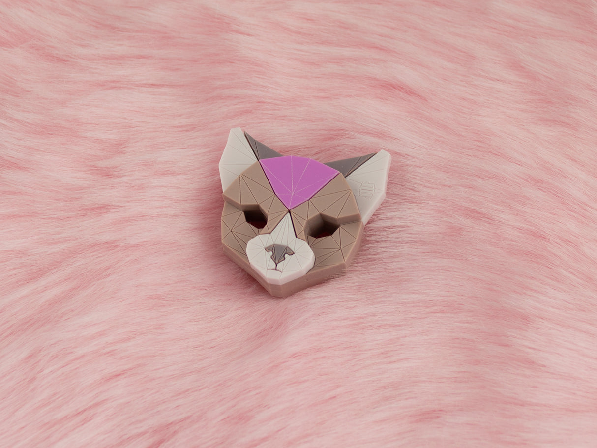 Black Cat Head Brooch - Lavender Kiss