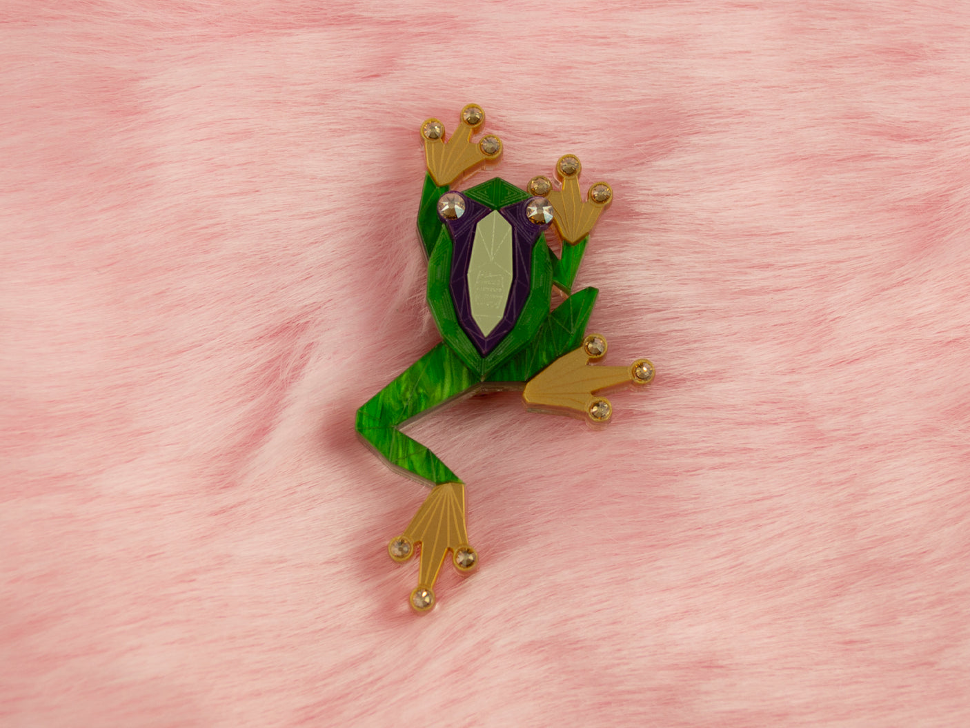 Tree Frog Brooch - King Cobra