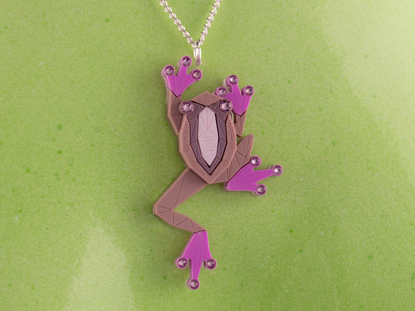 Tree Frog Pendant - Lavender Kiss