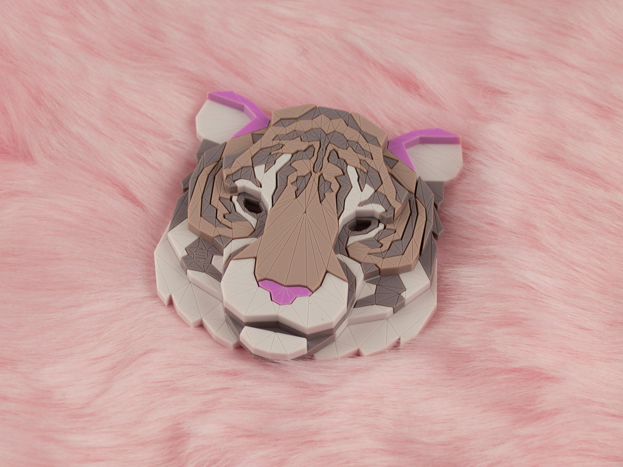 Tiger Head Brooch - Lavender Kiss